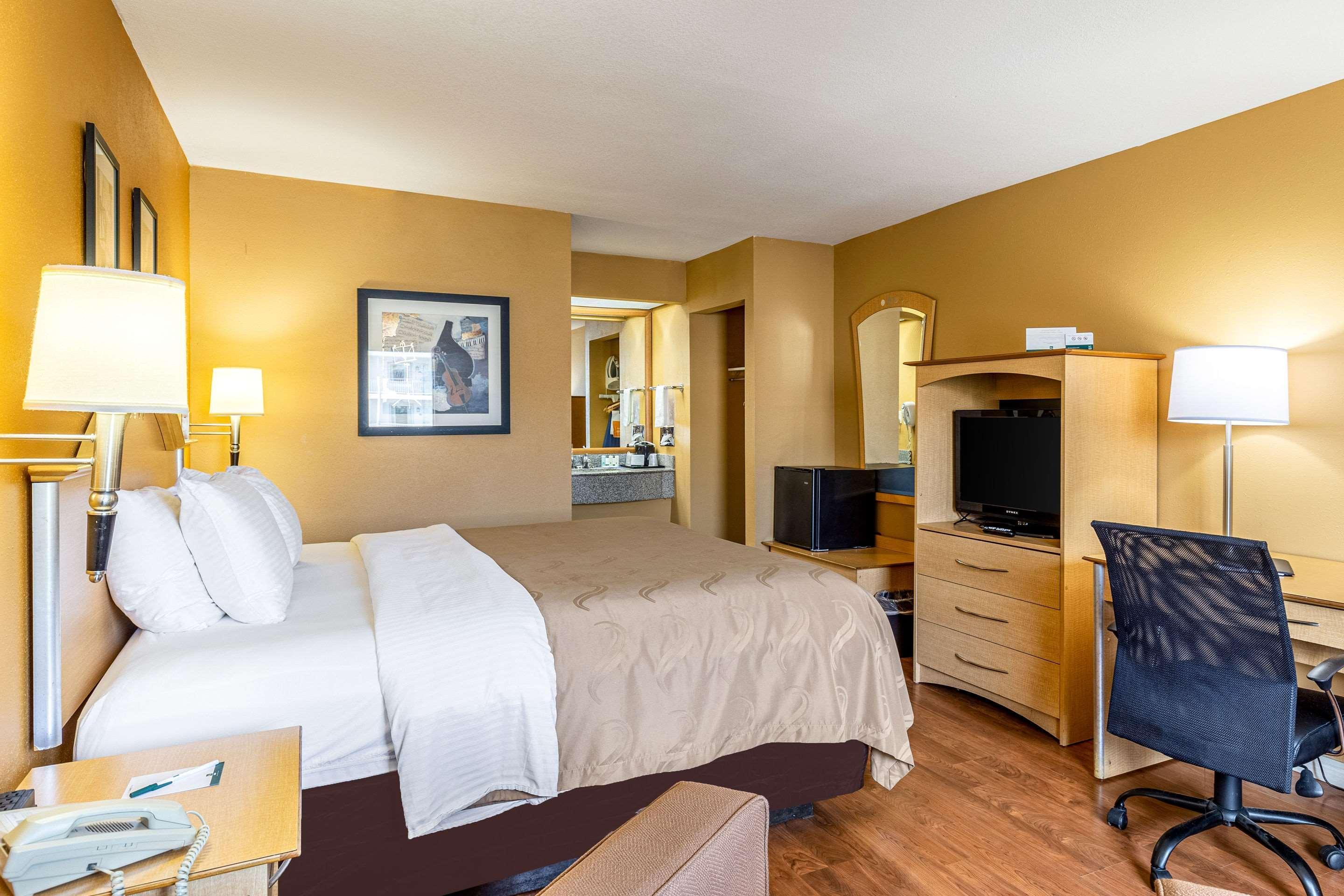 Quality - Hwy 76 Hotel Branson