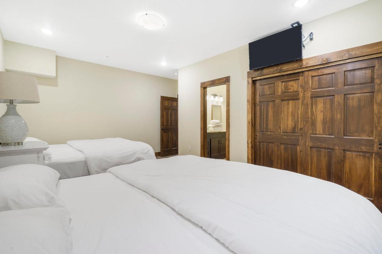 Holiday home Luxe Gaming Paradise W Breathtaking Views Indoor Pool Close To Sdc *