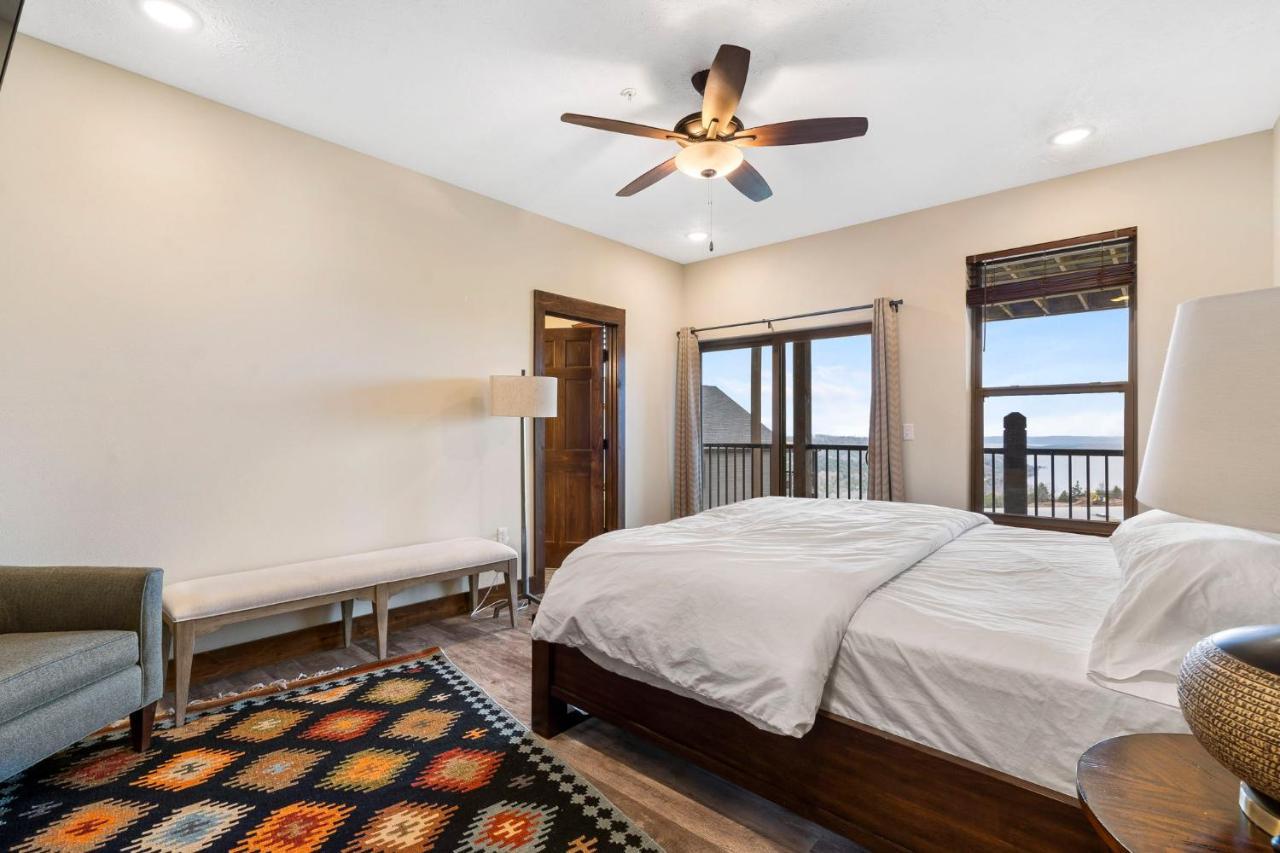 Holiday home Luxe Gaming Paradise W Breathtaking Views Indoor Pool Close To Sdc *