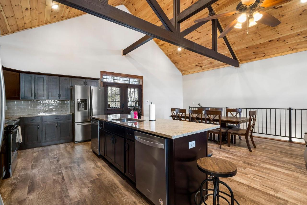 Luxe Gaming Paradise W Breathtaking Views Indoor Pool Close To Sdc Holiday home