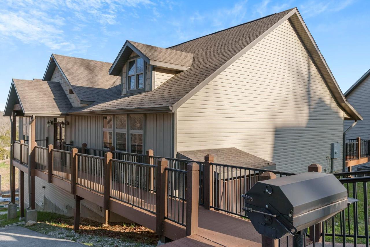 Luxe Gaming Paradise W Breathtaking Views Indoor Pool Close To Sdc Branson