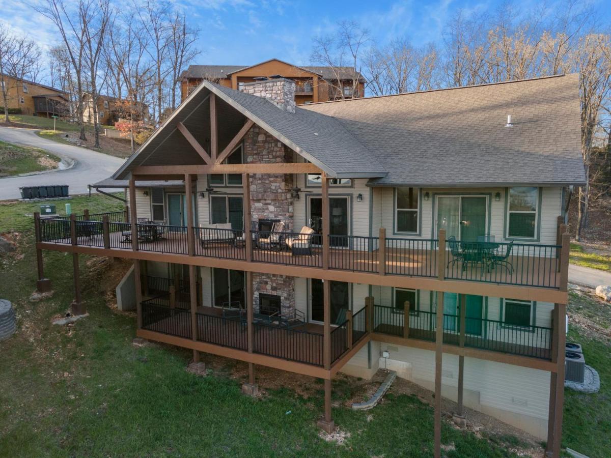 Luxe Gaming Paradise W Breathtaking Views Indoor Pool Close To Sdc Holiday home