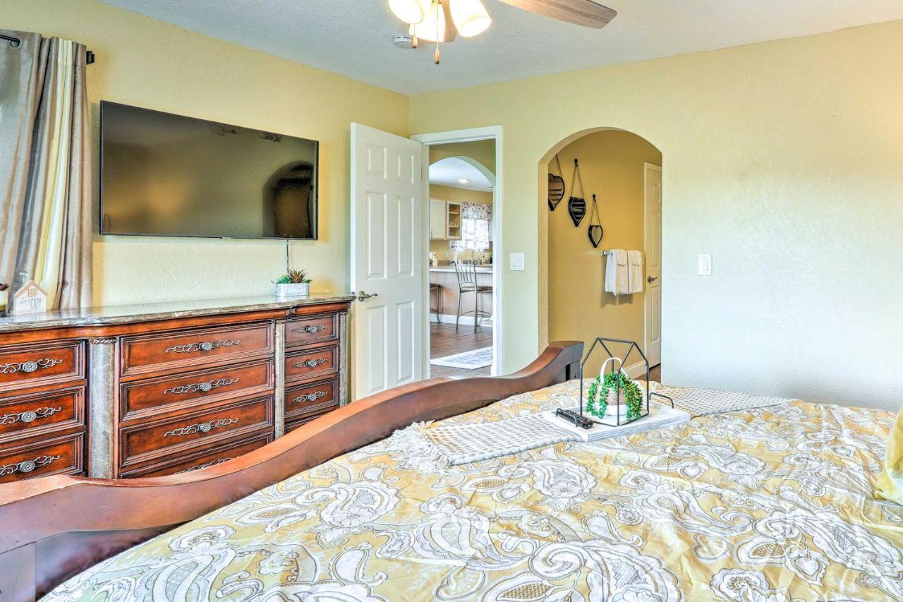 With Pool Access - Walk To Strip! Apartment Branson