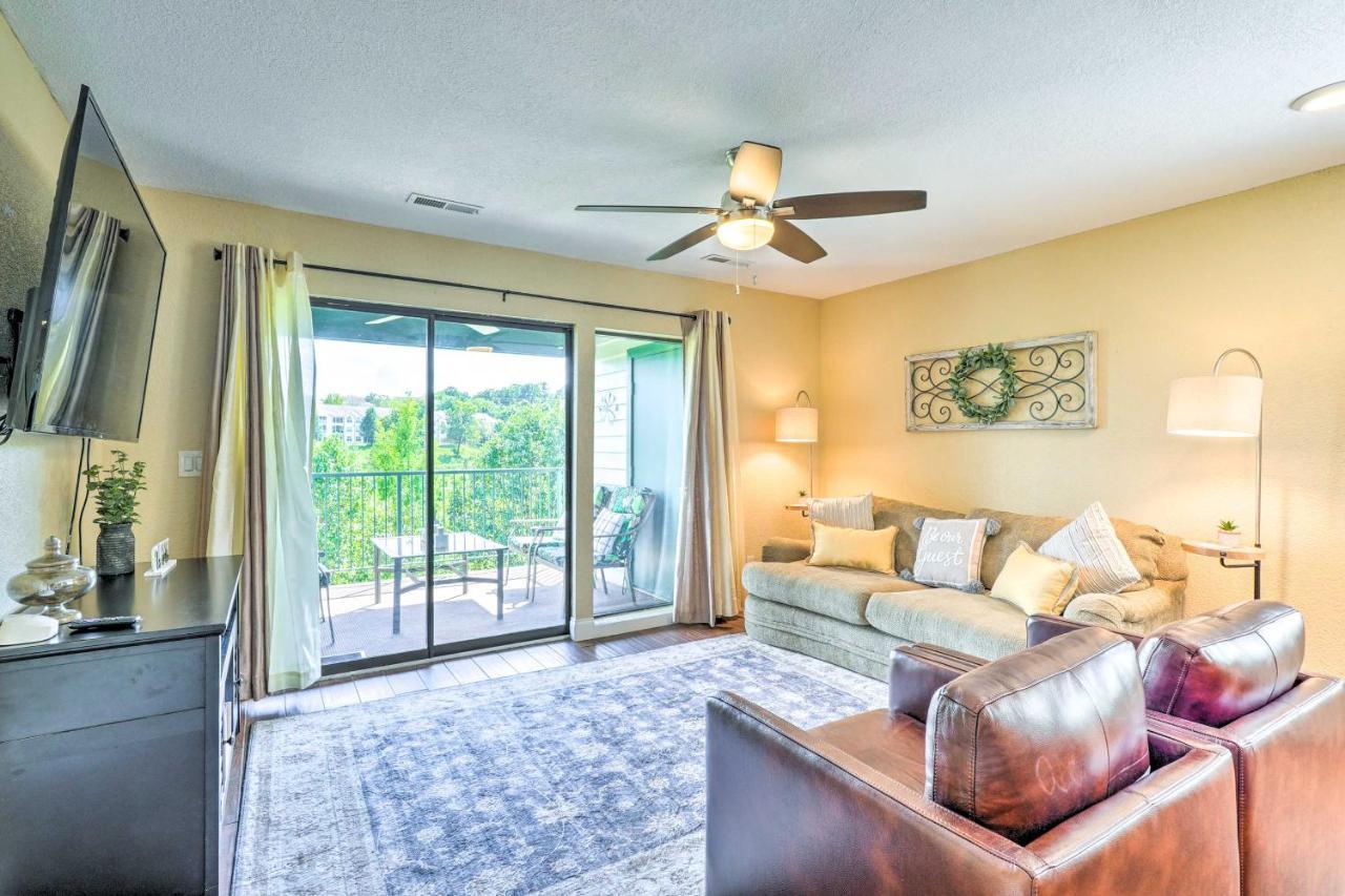With Pool Access - Walk To Strip! Apartment Branson