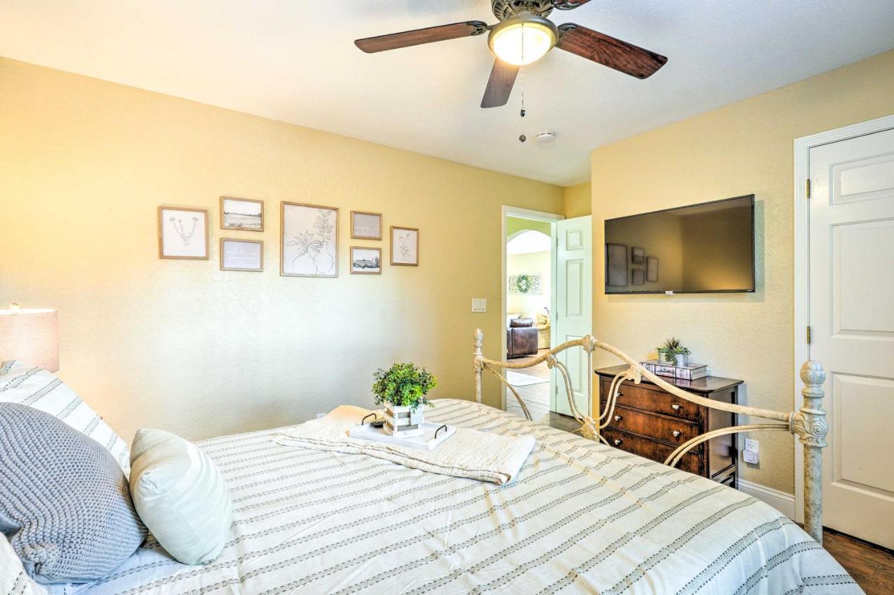 With Pool Access - Walk To Strip! Apartment Branson