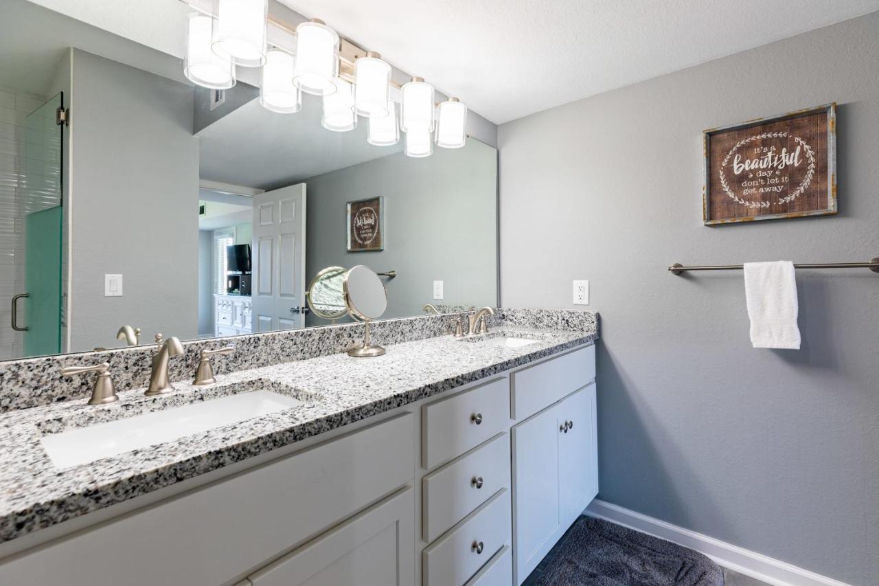 B 59-11 3rd Night & Golf Free In Sept Oct-awesome New Listing-3bd 3ba Beauty-close To Sdc & Strip *