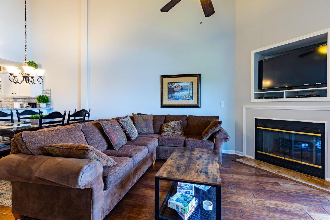 B 59-11 3rd Night & Golf Free In Sept Oct-awesome New Listing-3bd 3ba Beauty-close To Sdc & Strip Holiday home *
