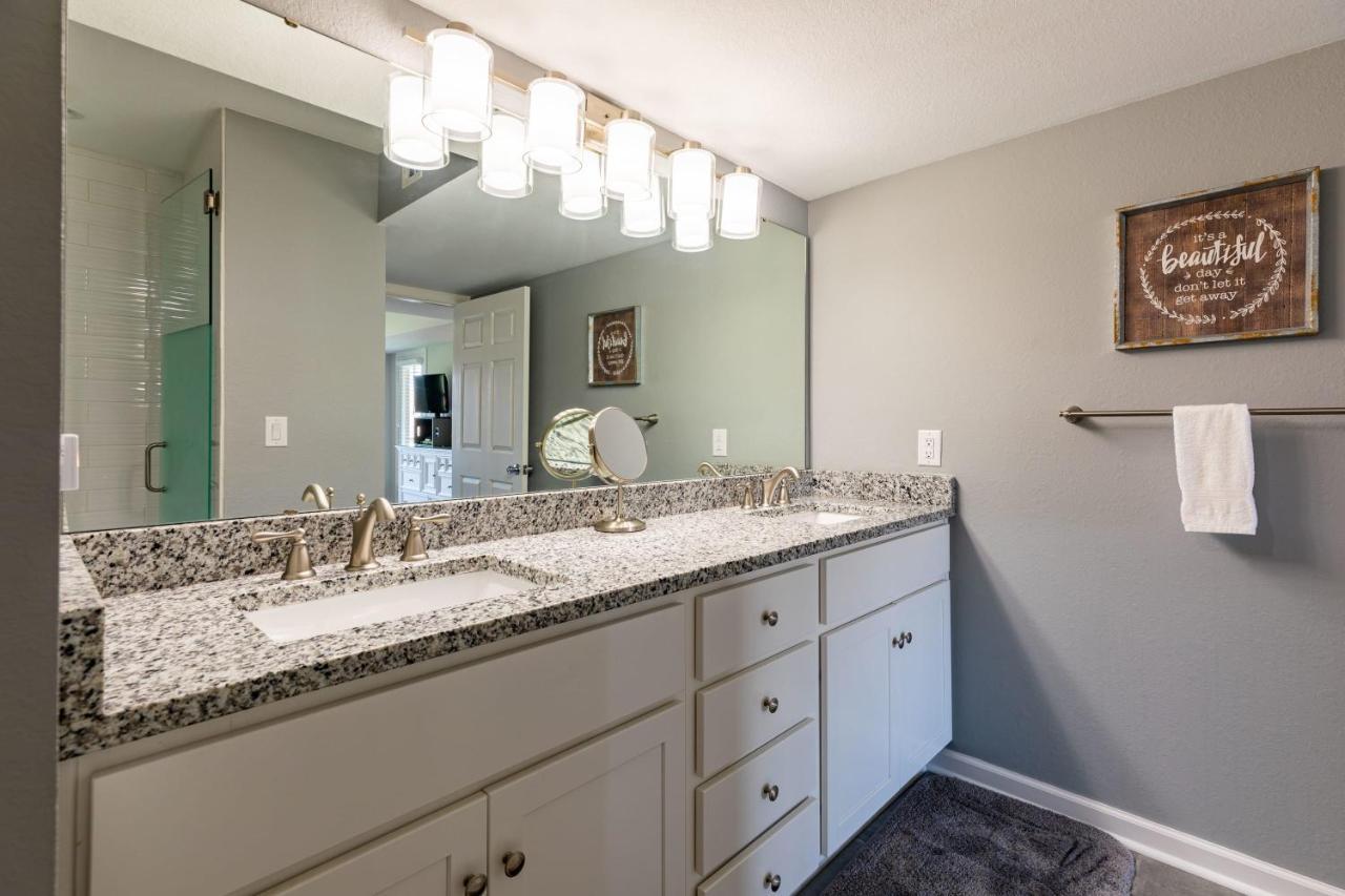 B 59-11 3rd Night & Golf Free In Sept Oct-awesome New Listing-3bd 3ba Beauty-close To Sdc & Strip Holiday home Branson