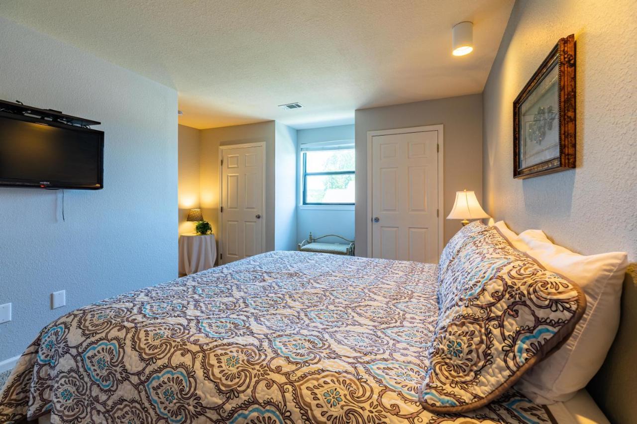 B 59-11 3rd Night & Golf Free In Sept Oct-awesome New Listing-3bd 3ba Beauty-close To Sdc & Strip * Branson