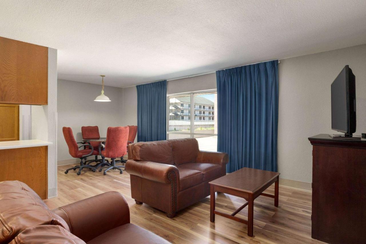 Americinn By Wyndham & Conference Center Hotel 3*