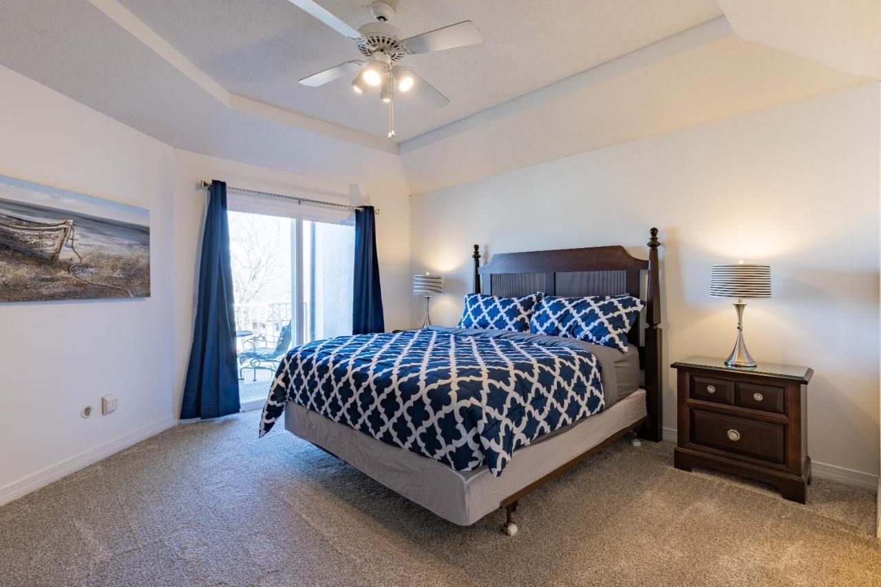 B 32-1 Spacious Close To Pool *