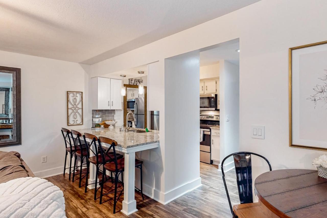 Pointe Royale Cute & Comfy Apartment
