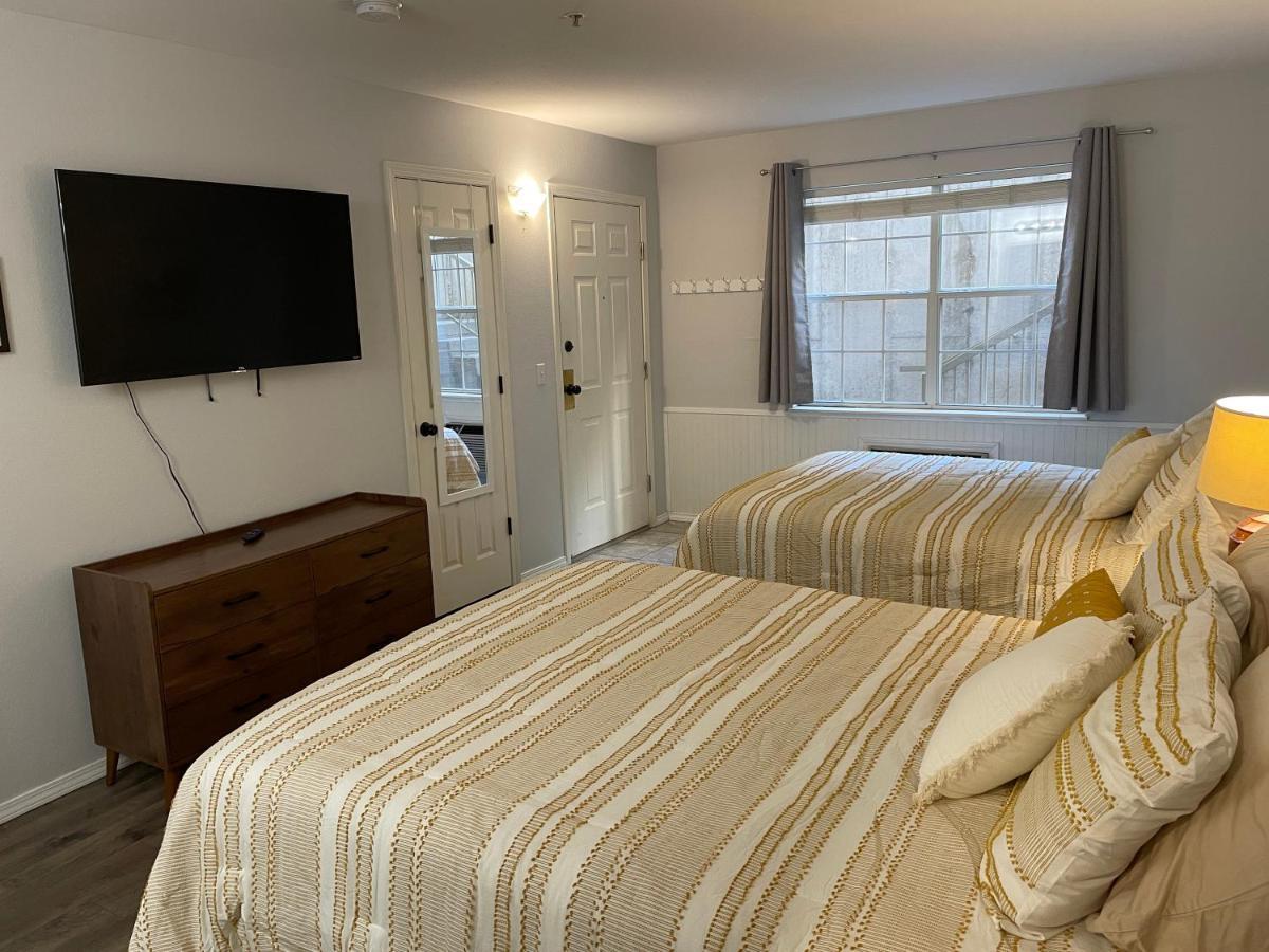 New Owner Special/newly Updated Beautiful Apartment Branson