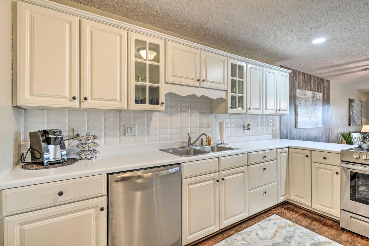With On-site Golf Course Access! Branson