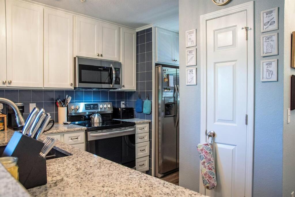 Apartment The Bandwagon- Newly Remodeled Near Lake Taneycomo *
