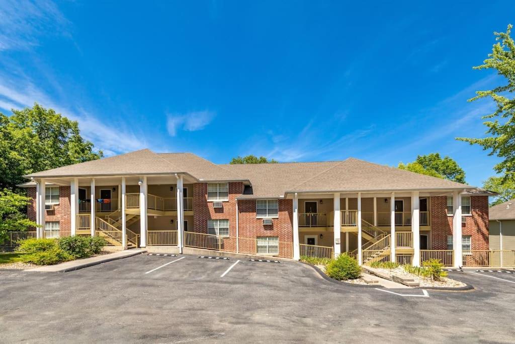 New Owner Special/newly Updated Beautiful *