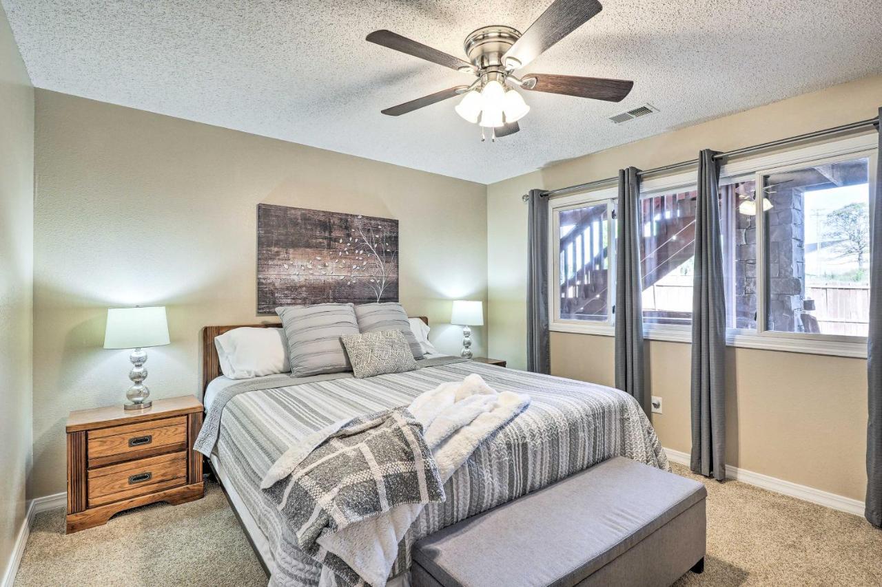 With On-site Golf Course Access! Apartment Branson