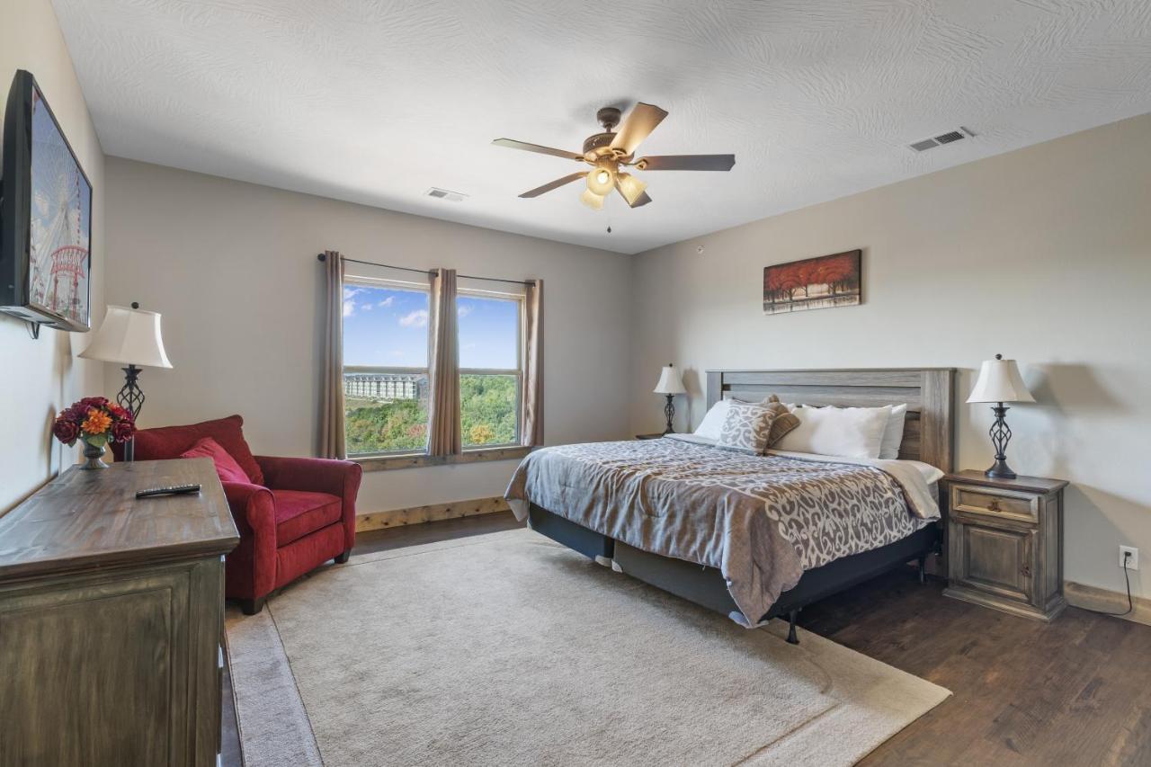 Lakefront Haven Branson
