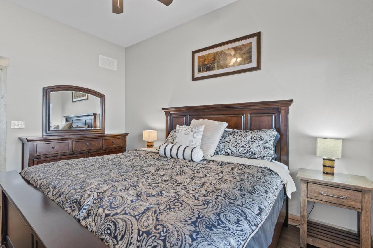 Lodge Lakefront Haven Branson