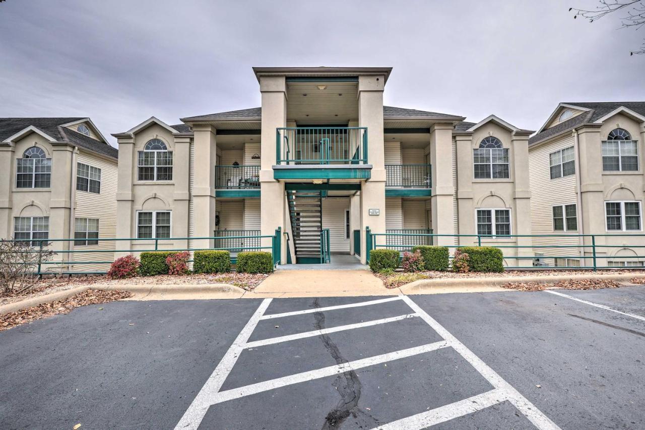 Serene With Sunroom And Golf Course View * Branson