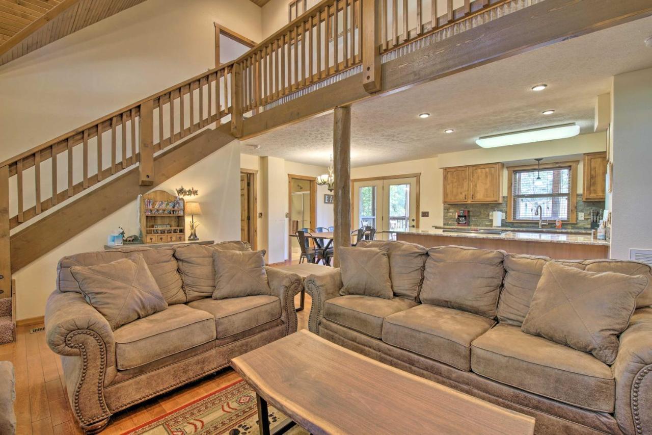 Cozy Rustic River Family Retreat Near Sdc! Holiday home