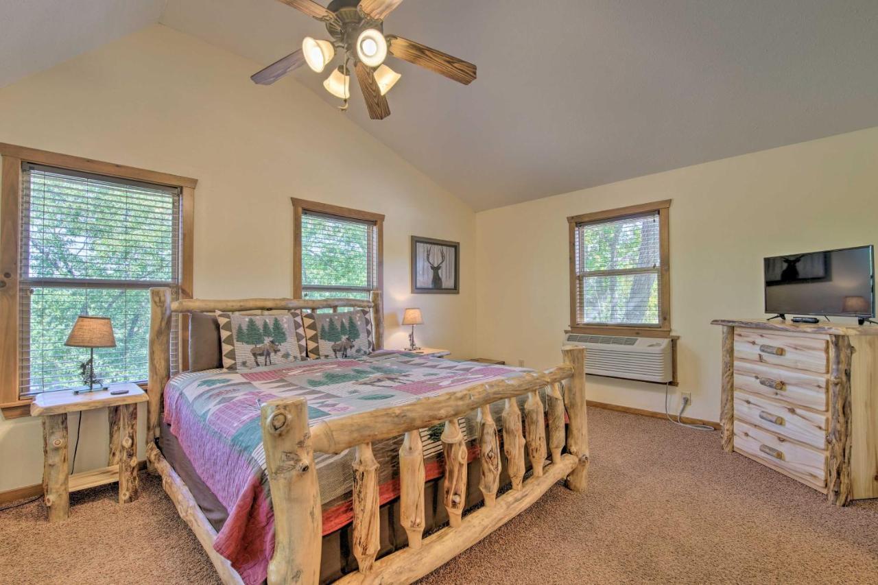 Holiday home Cozy Rustic River Family Retreat Near Sdc! *