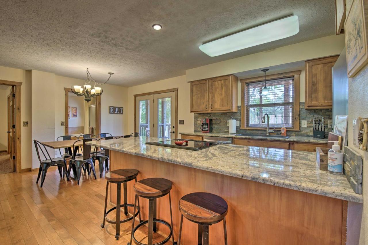 Holiday home Cozy Rustic River Family Retreat Near Sdc!