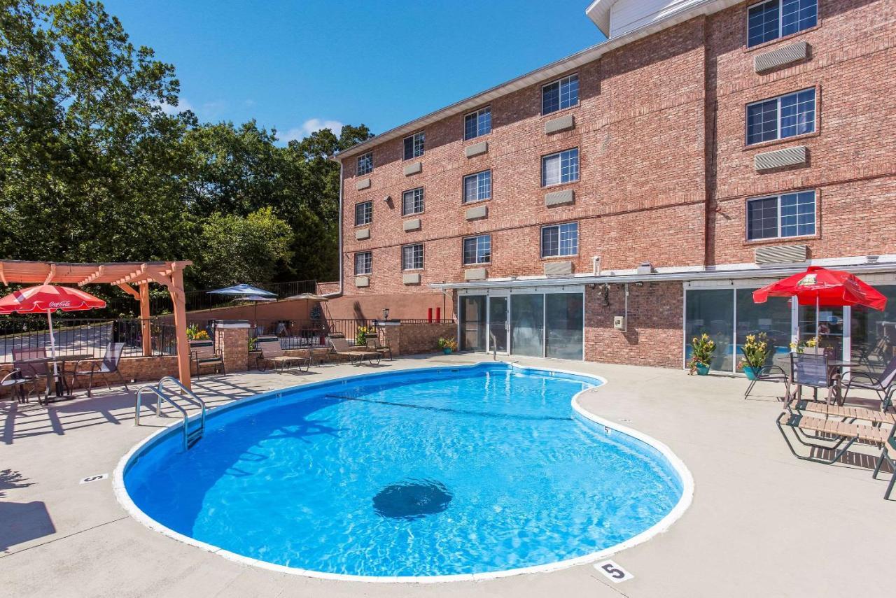 Rodeway Branson, Brick House 3* Branson