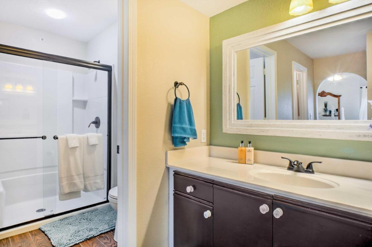 Hills 3 Mi To Strip! Apartment Branson
