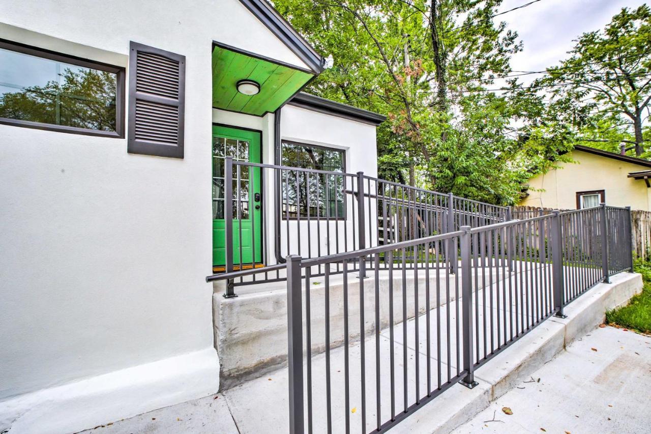 Welcoming Downtown With Pool Access! *
