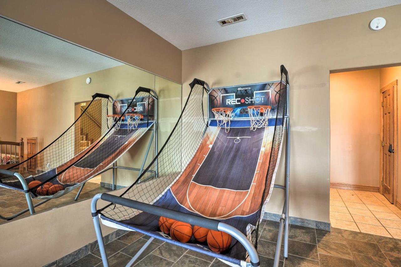 Holiday home With Indoor Pool And Basketball Court! *