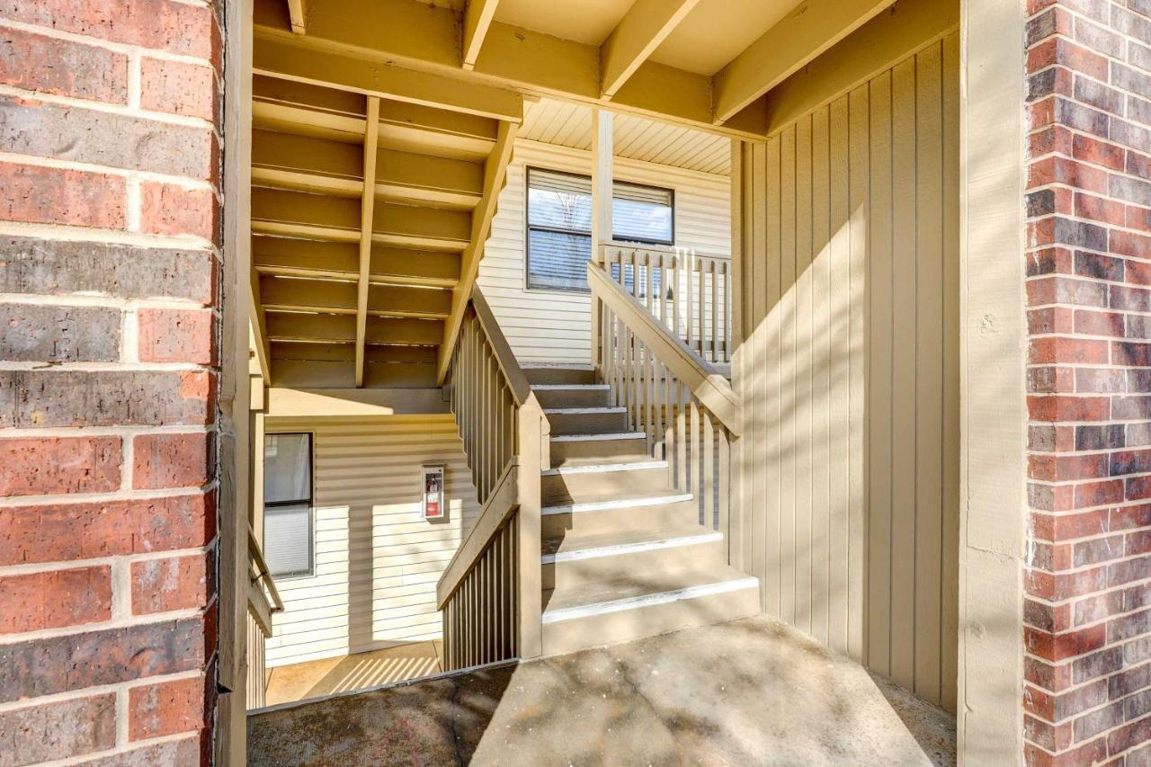 Beautiful With Golf And Pool Access! * Branson