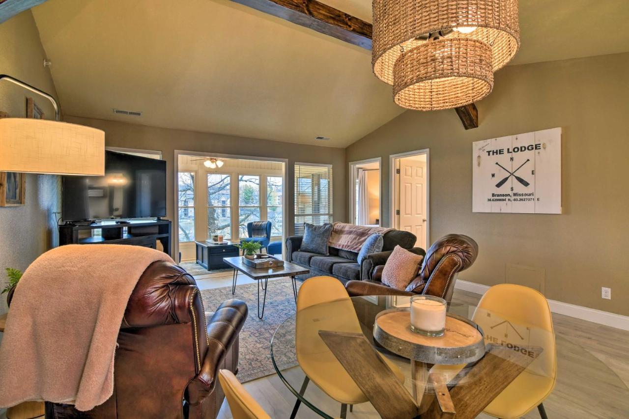 Apartment With Pool And Golf Course Views!