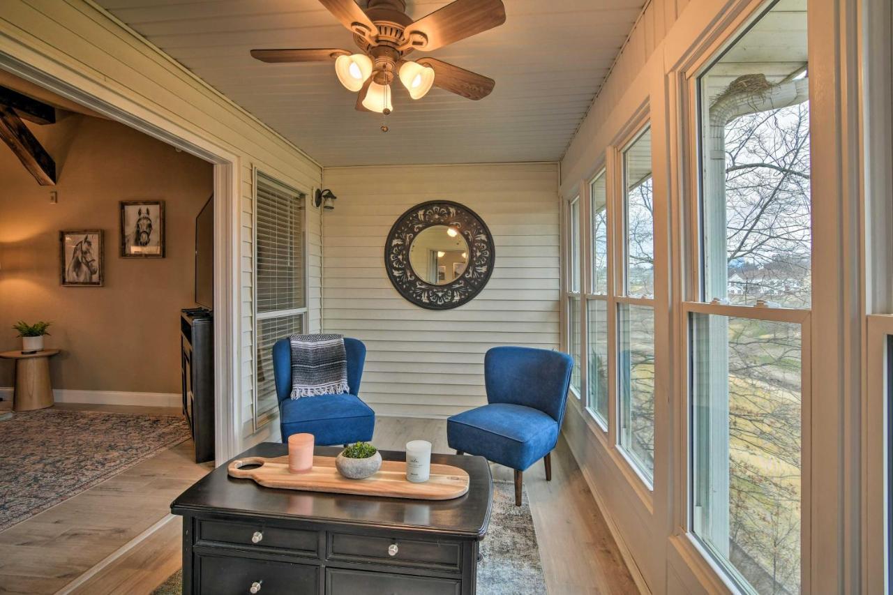 With Pool And Golf Course Views! Apartment Branson