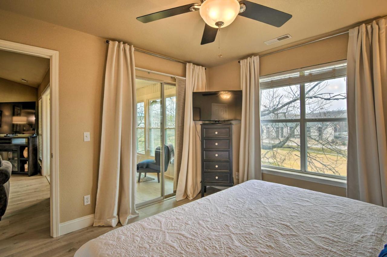 With Pool And Golf Course Views! Apartment