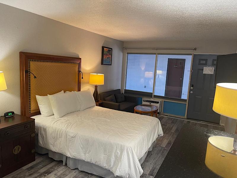Days Inn By Wyndham Branson Ozarks Hotel Branson