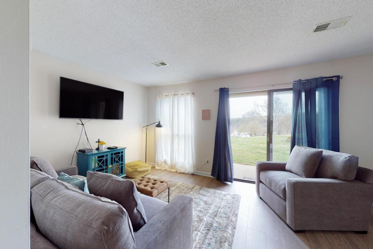 Couples Paradise & Retreat On The 18th Holiday home *