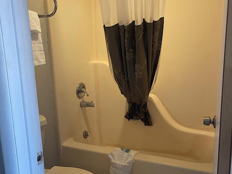 Days Inn By Wyndham Branson Ozarks Hotel *