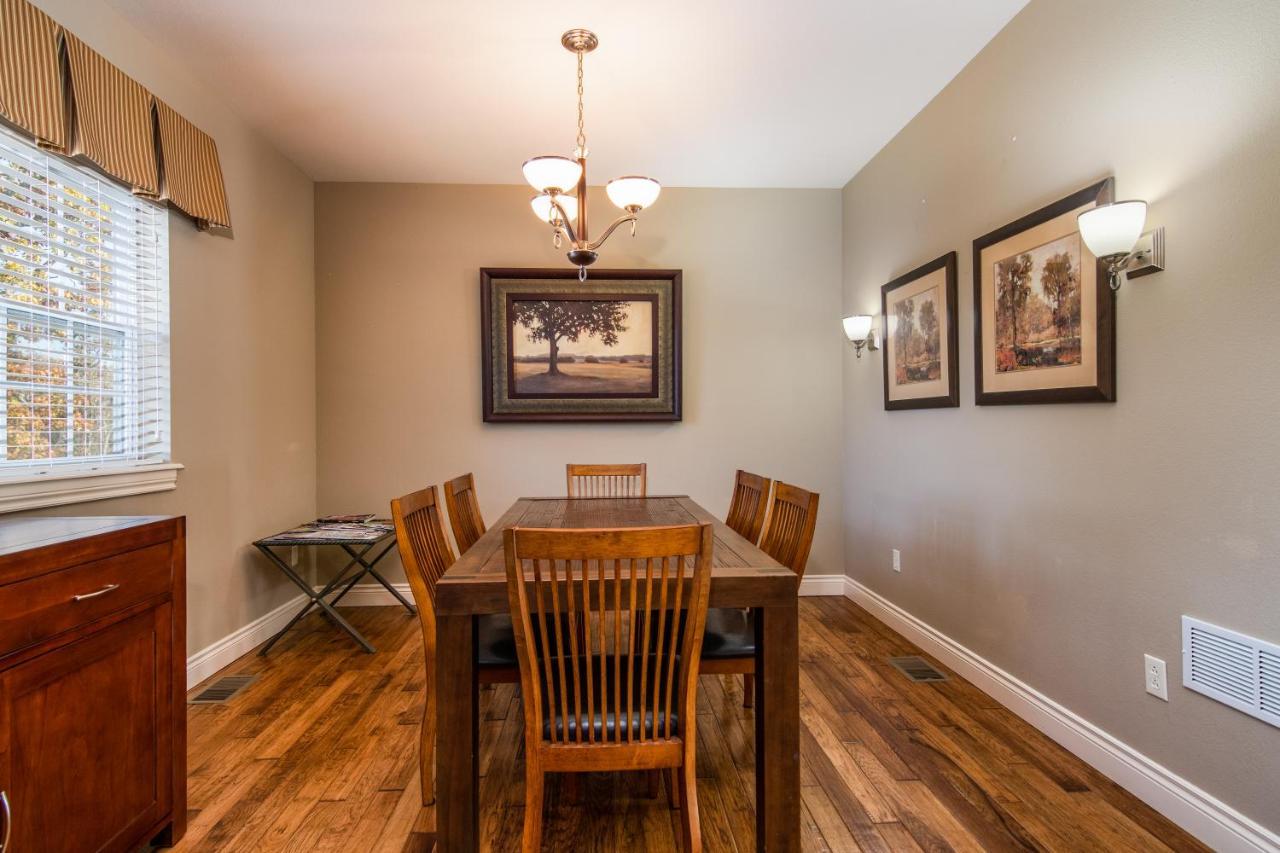 Apartment Two Bedroom In The Heart Of Branson!