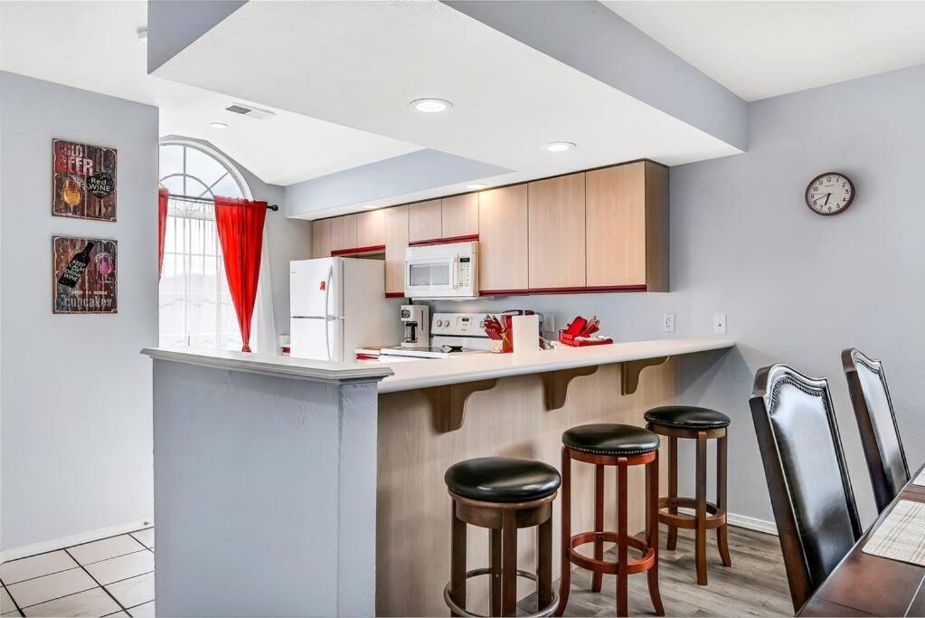 Penthouse Overlooking Taneycomo * Branson