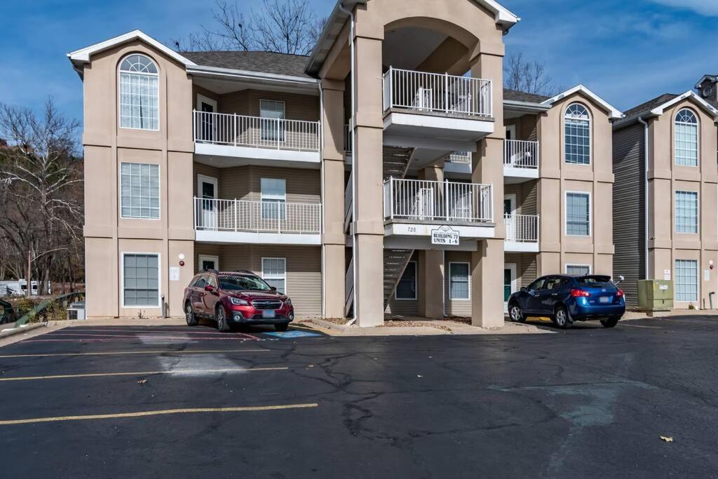 Penthouse Overlooking Taneycomo Branson