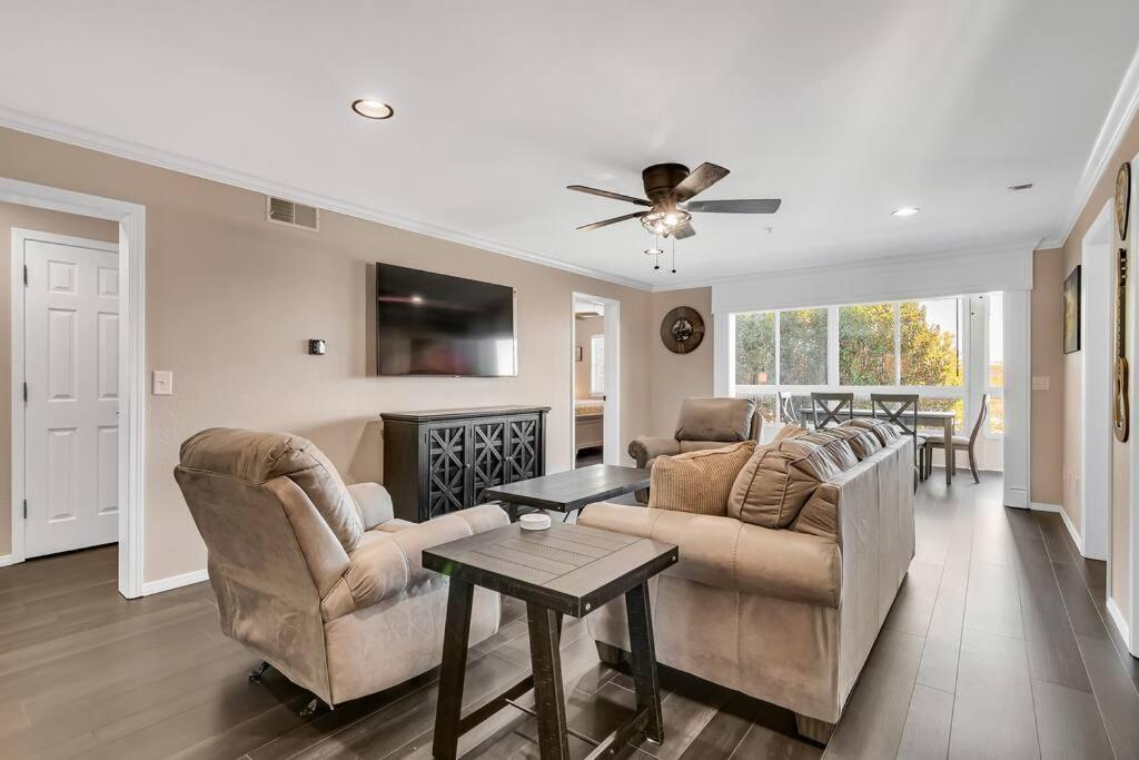 Charming 4-bedroom At The Champions Apartment *