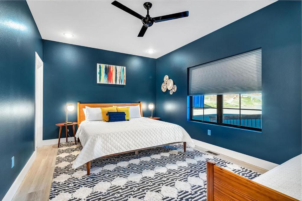 Modern Rustic Branson