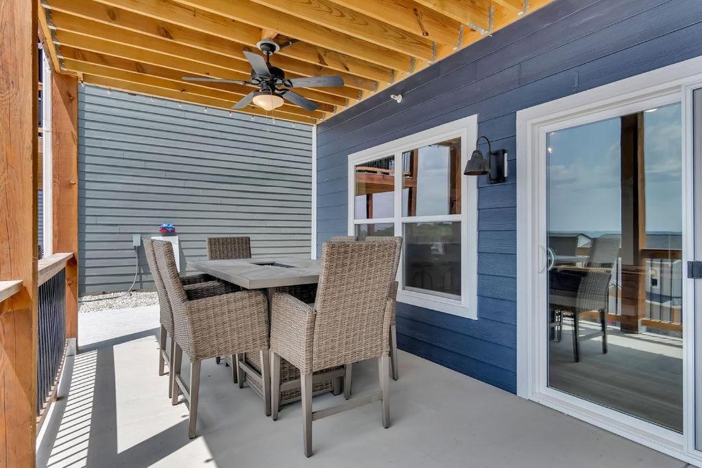 Lakehouse Holiday home *