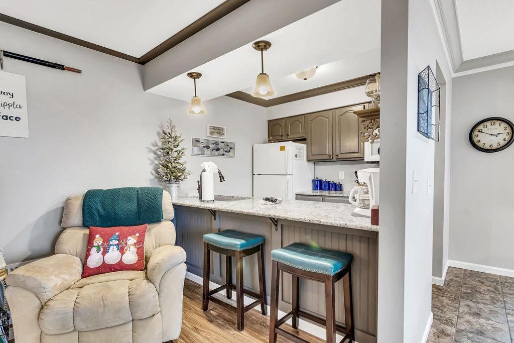 Tree Of Heaven -- 1101 Holiday home *