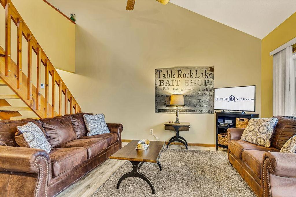White Oak With Loft -- 116 * Branson
