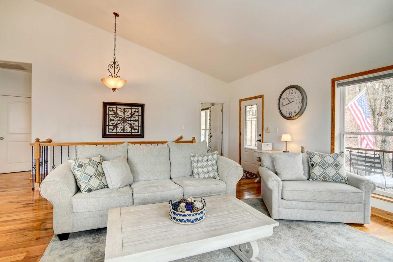 Secluded Escape With Pool And Game Room!