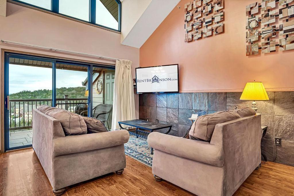 Scotch Pine With Loft -- 1310 Holiday home *
