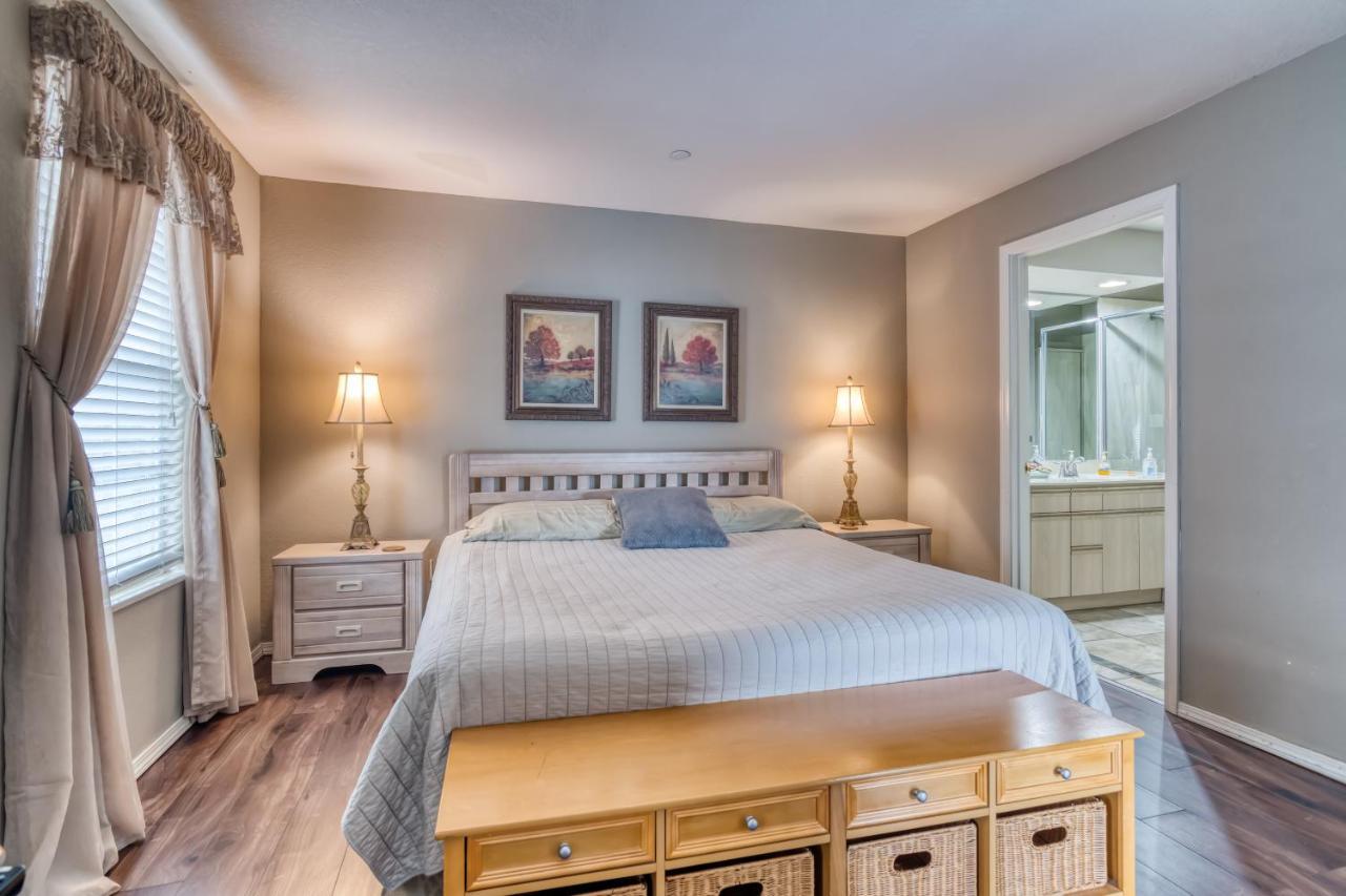 Lakefront At Diamond Resort! Apartment