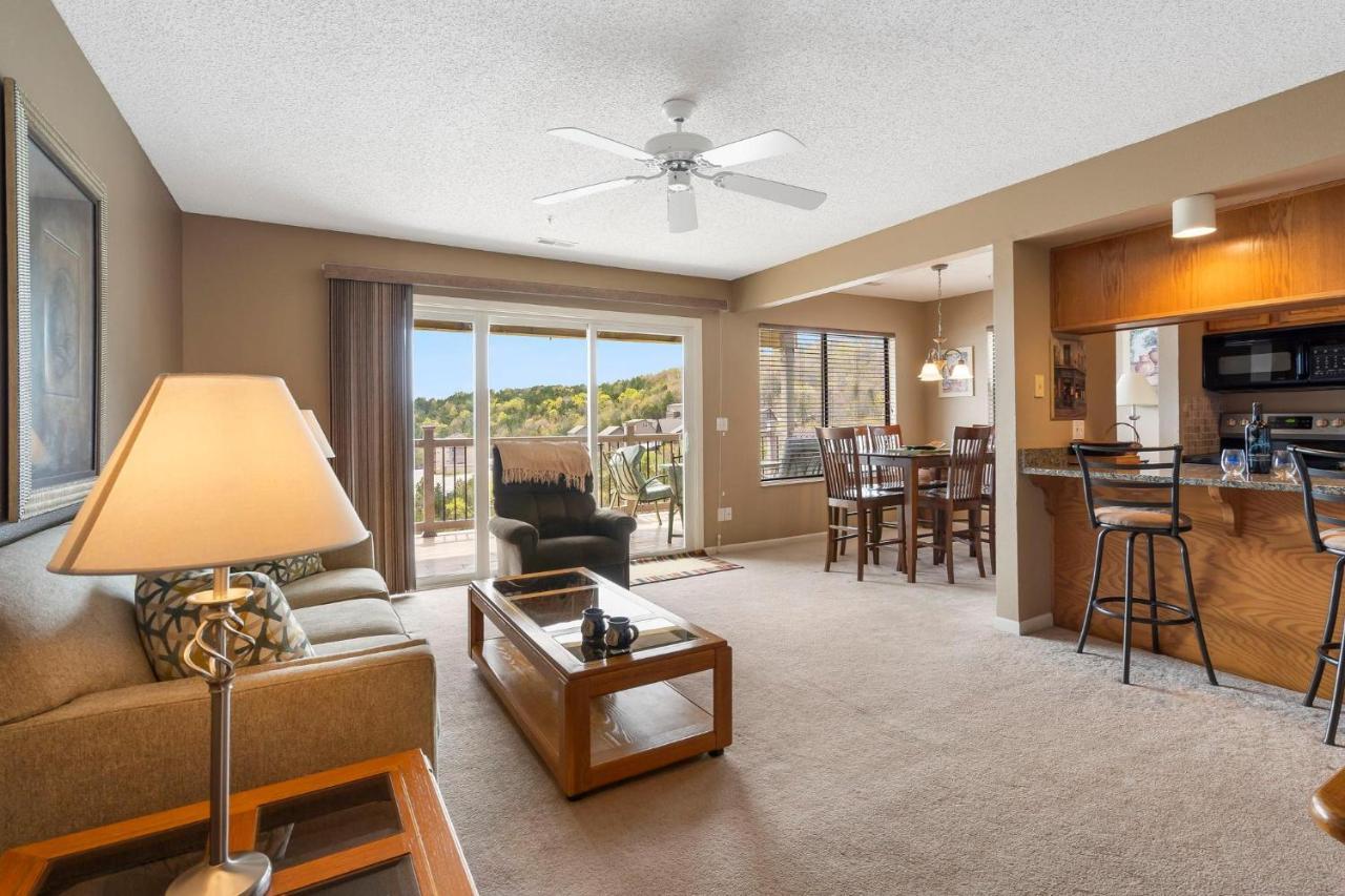 Scotch Pine--1309 Holiday home Branson